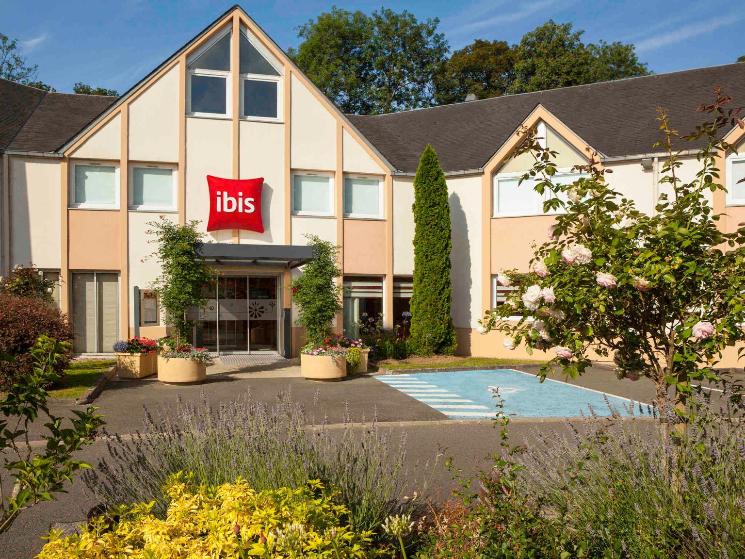 Domaine De La Cour Roland Jouy En Josas ibis Jouy-en-Josas Vélizy - Hôtel, Domaine de la Cour Roland 78350 Jouy