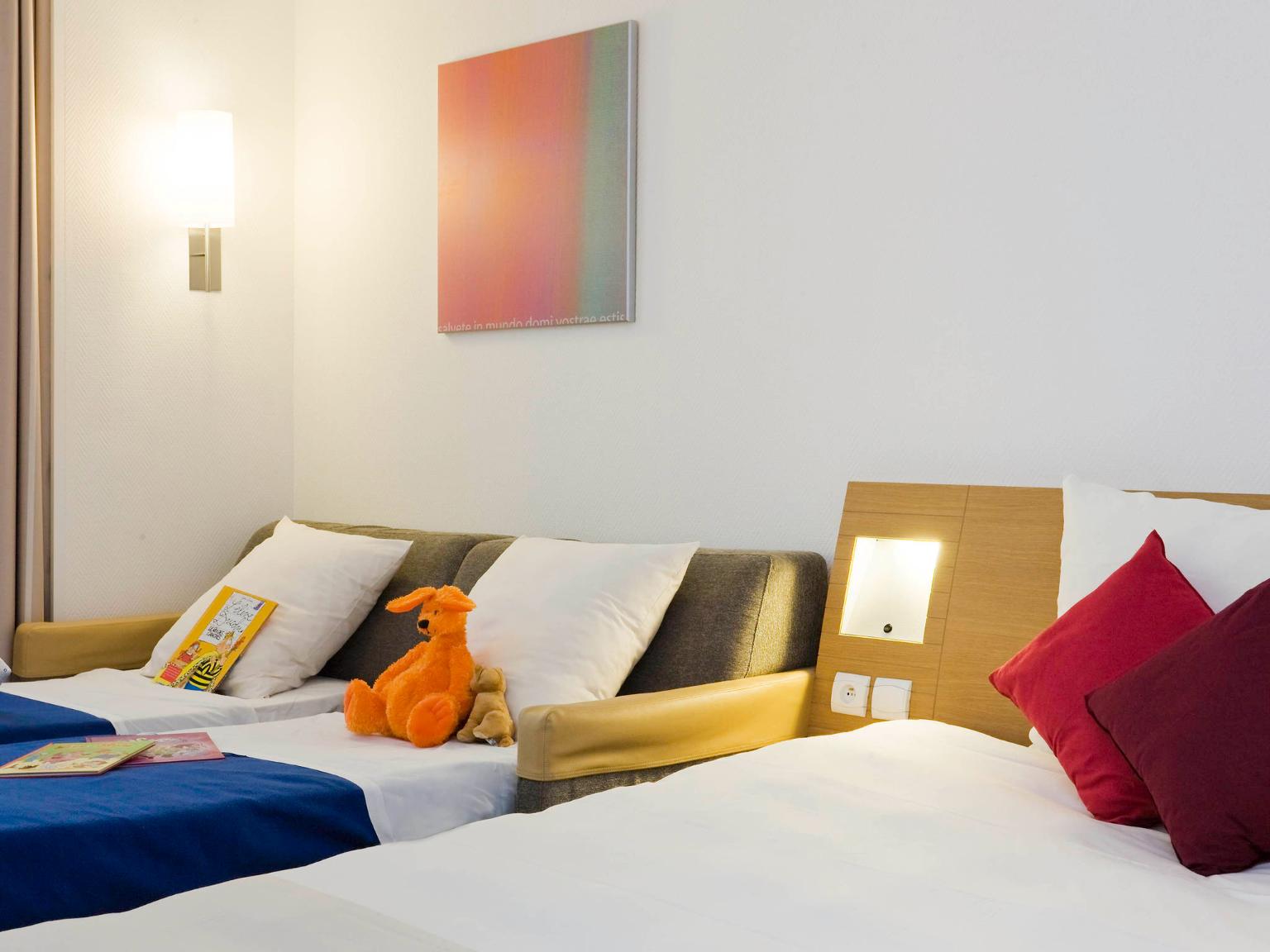 Novotel Paris Est 1 Avenue De La République 93170 Bagnolet Novotel Paris Est - Hôtel, 1 Avenue de la Republique 93170 Bagnolet