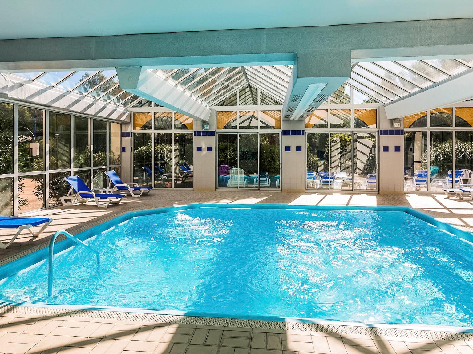 ibis Sète BalaruclesBains Hôtel, 3, avenue de la Pinede 34540