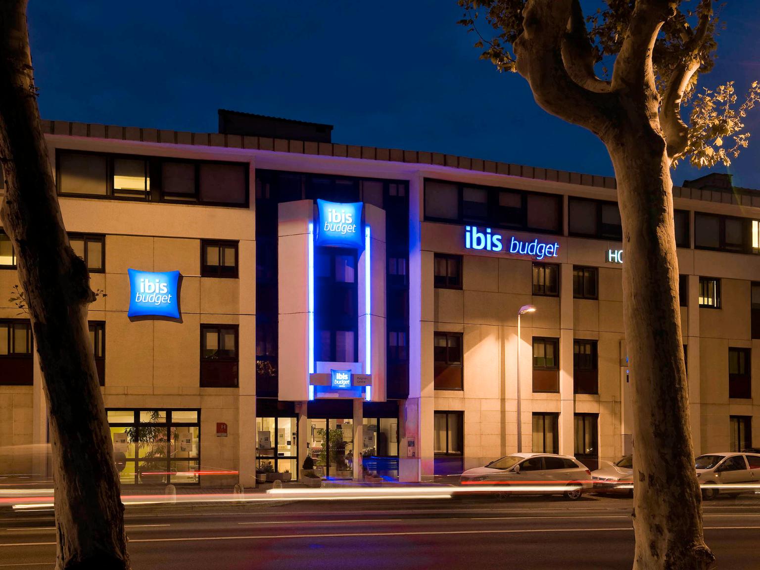 ibis budget Avignon Centre Hôtel, 8 Bd St Dominique 84000 Avignon Adresse, Horaire ibis budget Avignon Centre Hôtel, 8 Bd St Dominique 84000 Avignon Adresse, Horaire
