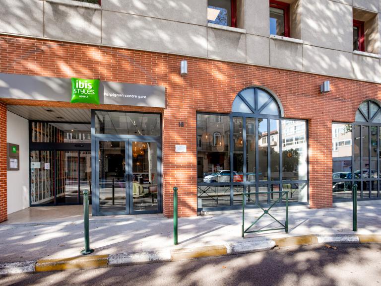 Ibis Styles Perpignan Centre Gare - Hôtel, 16, Cours Lazare Escarguel