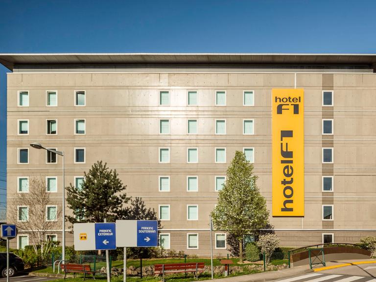 74 Rue De La Belle étoile 95700 Roissy En France