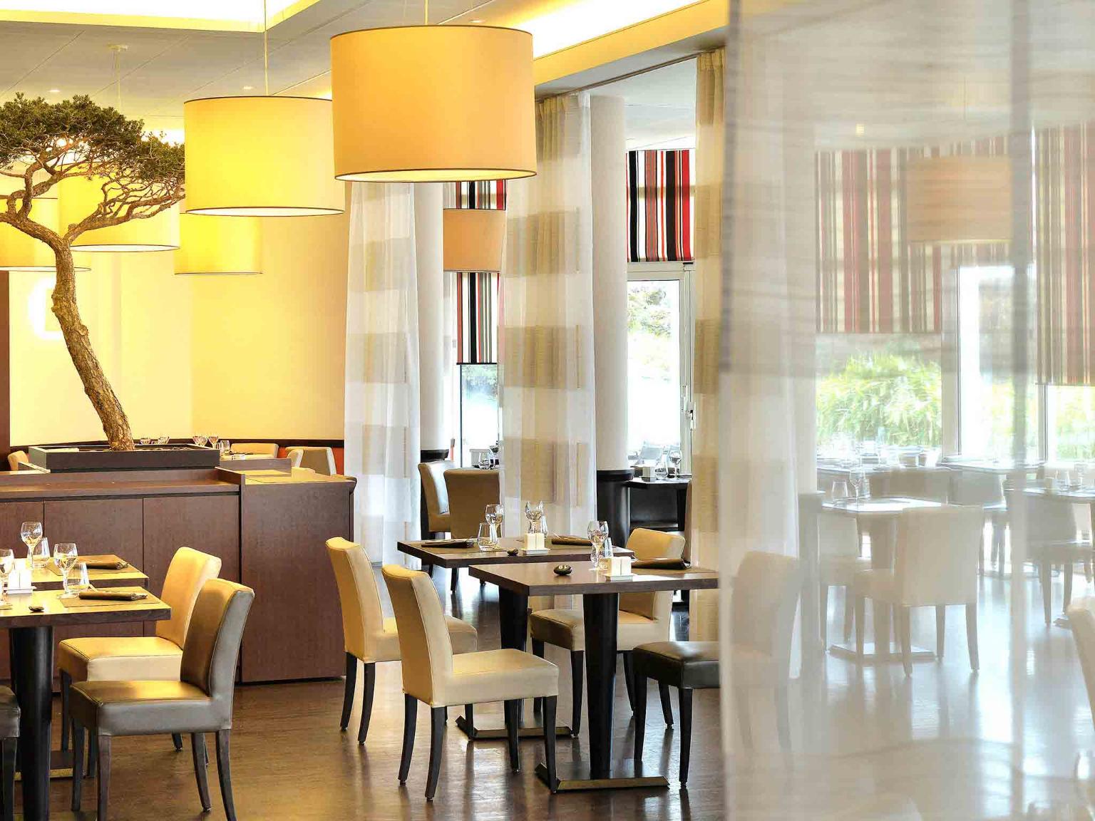 Novotel Clermont Ferrand 32 34 Rue Georges Besse