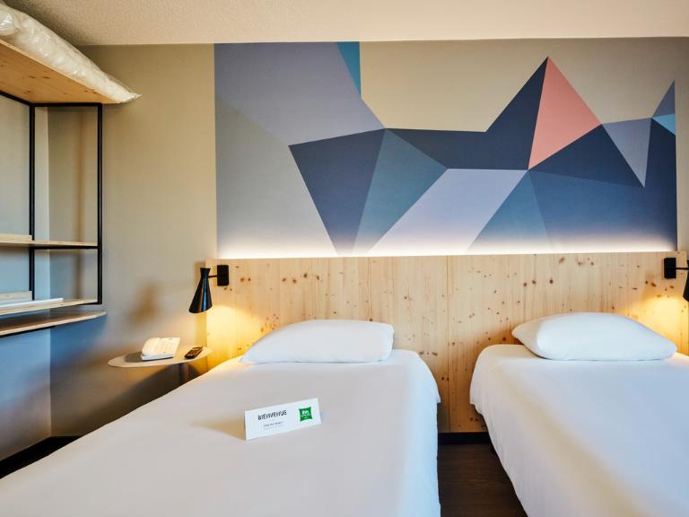 ibis Styles Évry Lisses Hôtel, 8 Rue Du Bois Chaland