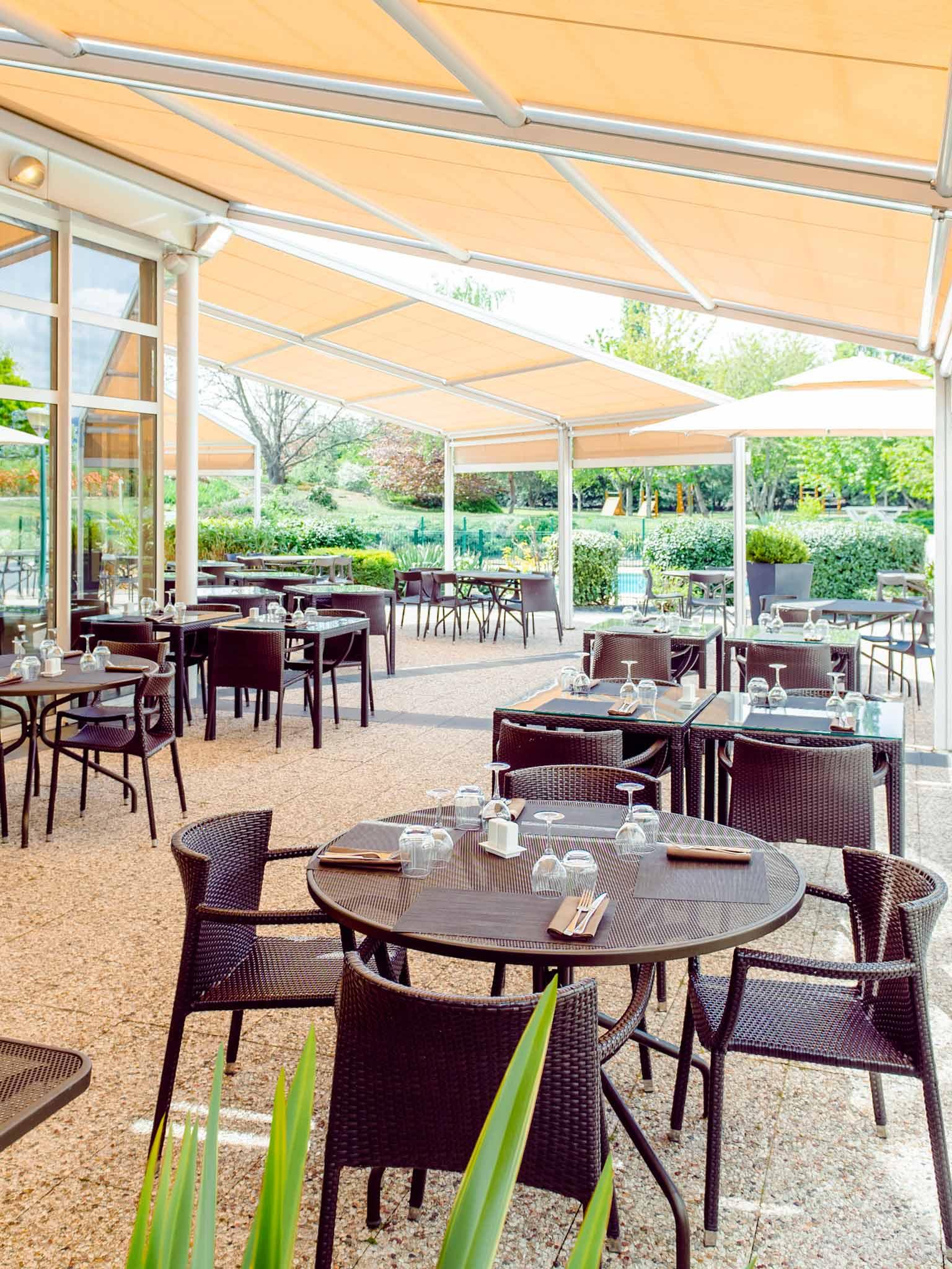 Novotel Clermont Ferrand 32 34 Rue Georges Besse
