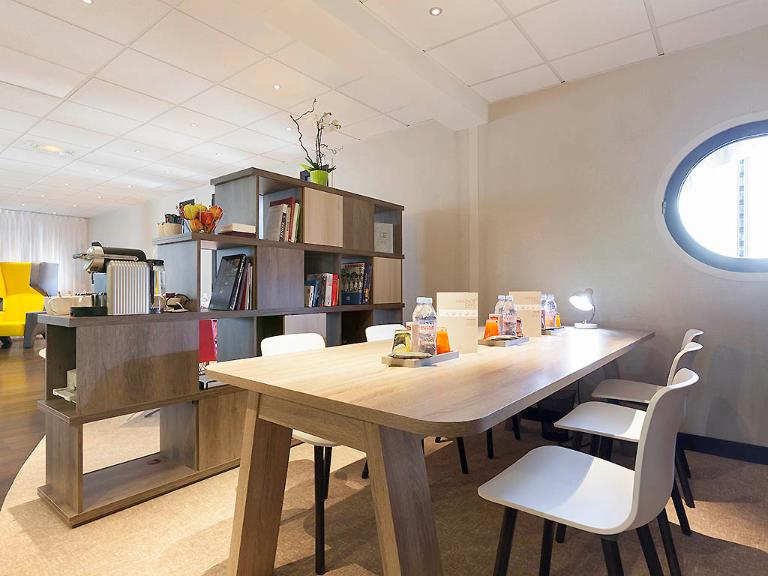 Hôtel Mercure Paris Gare de Lyon TGV - Hôtel, 2 place ...