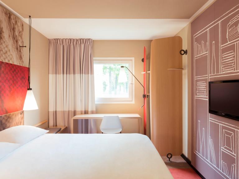 ibis Saint-Gratien - Hôtel, 54 Place de la Gare 95210 ...