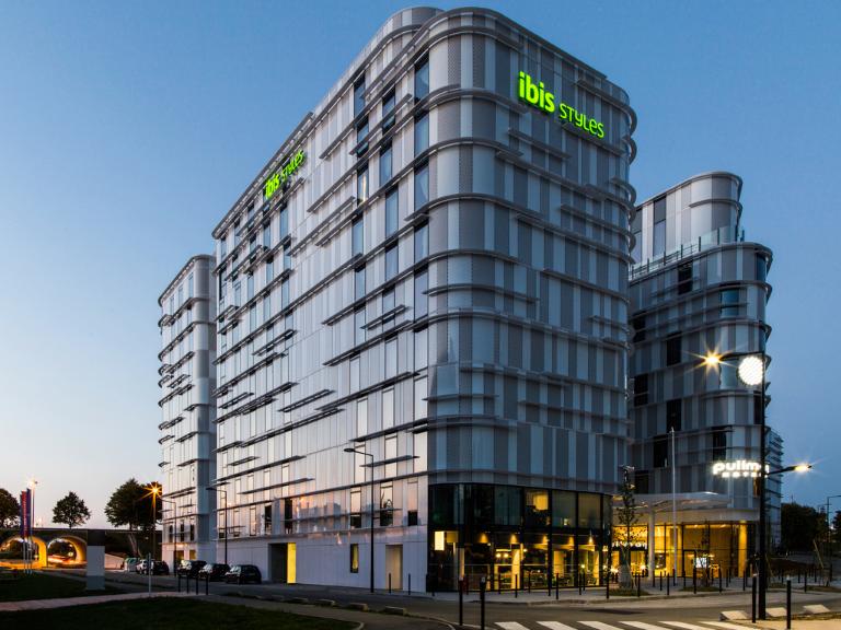 ibis styles paris charles de gaulle airport terminal 2