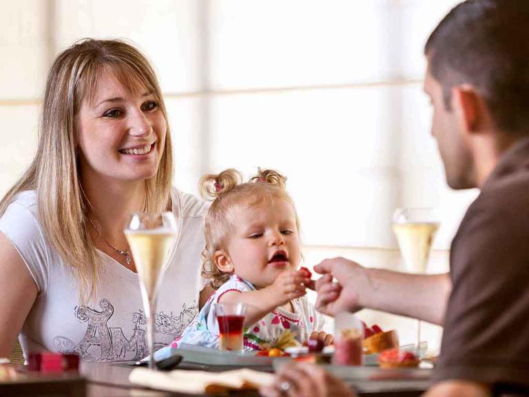 Hôtel Mercure Cergy-Pontoise Centre - Hôtel, 3 Rue des ...