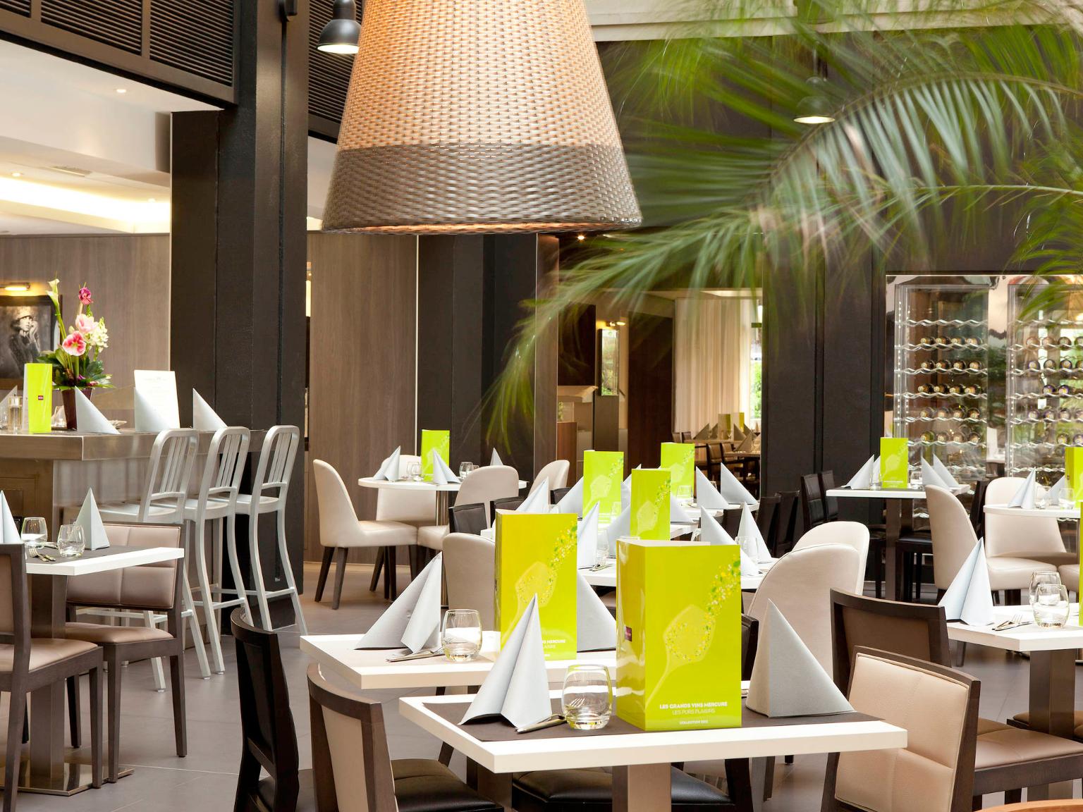 36 38 Rue Du Moulin 92170 Vanves France