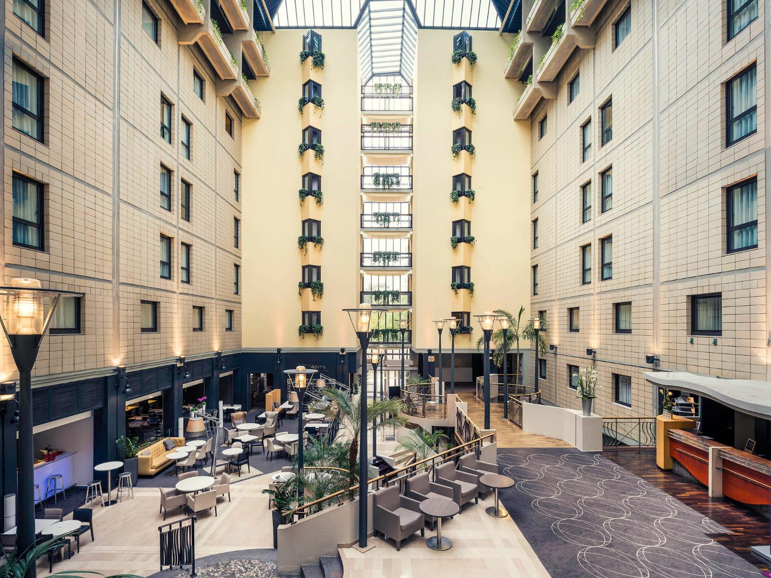 36 38 Rue Du Moulin 92170 Vanves France