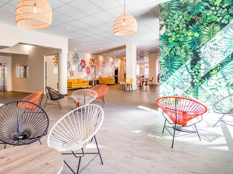 Ibis Styles Perpignan Centre Gare - Hôtel, 16, Cours Lazare Escarguel