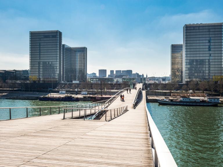 Novotel Paris la Defense Esplanade Hôtel, 2 Boulevard de Neuilly PARIS La Défense 1 CEDEX Novotel Paris la Defense Esplanade Hôtel, 2 Boulevard de Neuilly PARIS La Défense 1 CEDEX