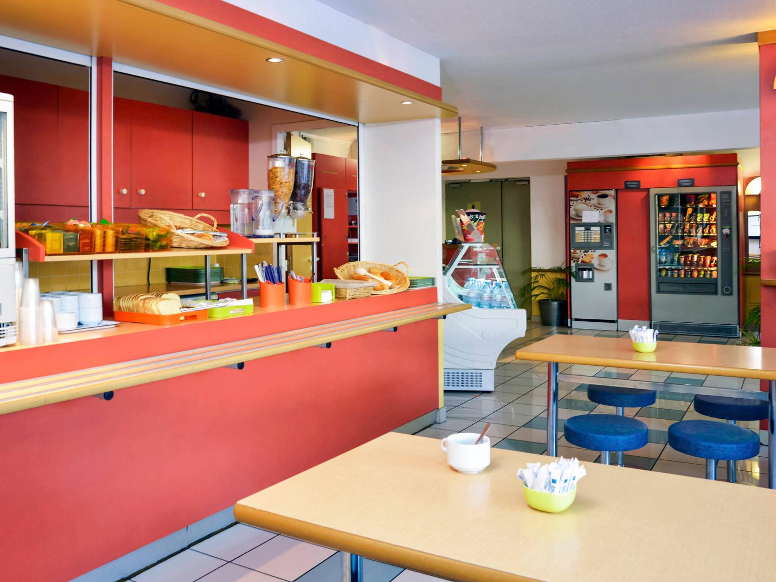 ibis budget Montpellier Centre Millénaire - Hôtel, 25 rue des Frères ...