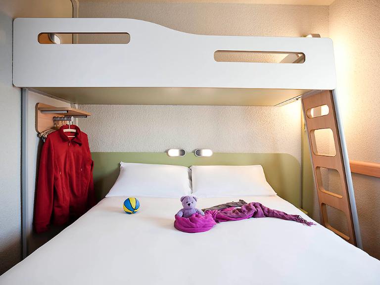 ibis budget Pontault-Combault RN4 Marne-la-Vallée - Hôtel ...